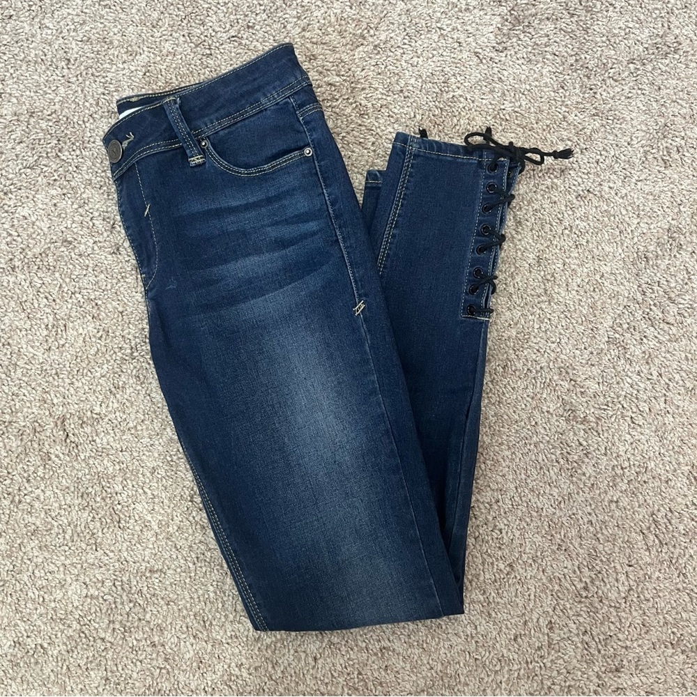 Ankle Cropped Skinny Jeans